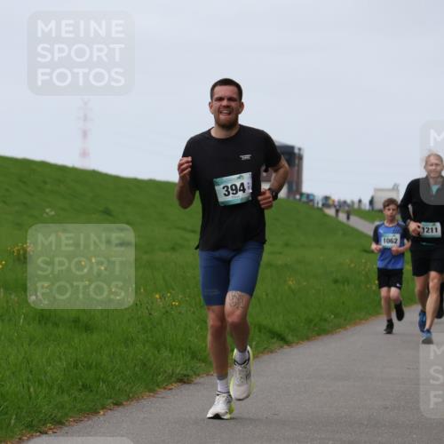 04.05.2025 - 8. Wedeler Halbmarathon Yannick Fuchs http://msf.ph/oto/7832944 04.05.2025 11:21:31 Laufen 394, 1062, 1211 meine-sportfotos.de