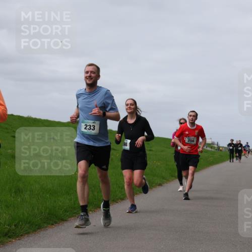 04.05.2025 - 8. Wedeler Halbmarathon Yannick Fuchs http://msf.ph/oto/7832951 04.05.2025 11:41:50 Laufen 55, 233, 98, 256 meine-sportfotos.de