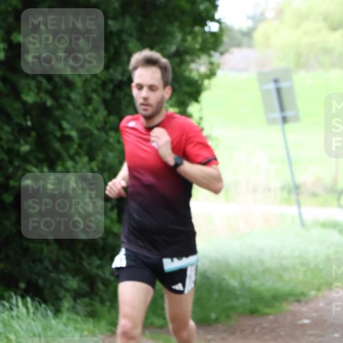 04.05.2025 - 8. Wedeler Halbmarathon Lena Gebhardt http://msf.ph/oto/7832953 04.05.2025 11:20:53 Laufen  meine-sportfotos.de