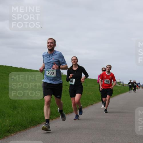 04.05.2025 - 8. Wedeler Halbmarathon Yannick Fuchs http://msf.ph/oto/7832955 04.05.2025 11:41:50 Laufen 53, 233, 256, 98 meine-sportfotos.de