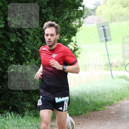 04.05.2025 - 8. Wedeler Halbmarathon Lena Gebhardt http://msf.ph/oto/7832956 04.05.2025 11:20:53 Laufen  meine-sportfotos.de