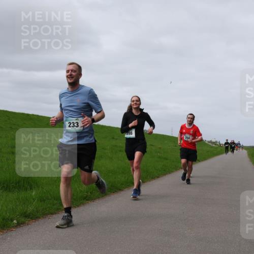 04.05.2025 - 8. Wedeler Halbmarathon Yannick Fuchs http://msf.ph/oto/7832972 04.05.2025 11:41:51 Laufen 233, 398, 256 meine-sportfotos.de