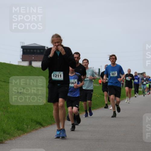 04.05.2025 - 8. Wedeler Halbmarathon Yannick Fuchs http://msf.ph/oto/7833006 04.05.2025 11:21:34 Laufen 1211, 062, 04, 557 meine-sportfotos.de