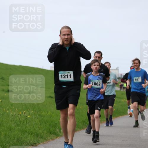 04.05.2025 - 8. Wedeler Halbmarathon Yannick Fuchs http://msf.ph/oto/7833038 04.05.2025 11:21:36 Laufen 1211, 1062, 204, 557 meine-sportfotos.de