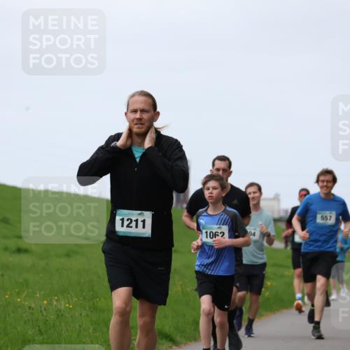 04.05.2025 - 8. Wedeler Halbmarathon Yannick Fuchs http://msf.ph/oto/7833055 04.05.2025 11:21:36 Laufen 1211, 1062, 04, 557 meine-sportfotos.de