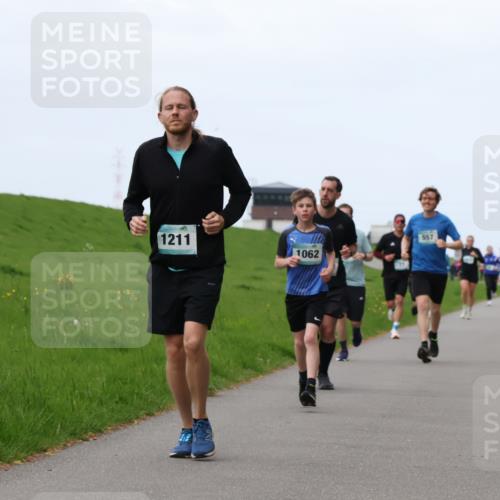 04.05.2025 - 8. Wedeler Halbmarathon Yannick Fuchs http://msf.ph/oto/7833096 04.05.2025 11:21:37 Laufen 1211, 1062, 557 meine-sportfotos.de