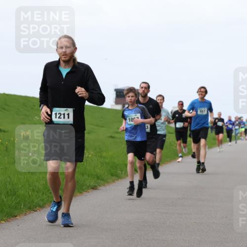 04.05.2025 - 8. Wedeler Halbmarathon Yannick Fuchs http://msf.ph/oto/7833109 04.05.2025 11:21:37 Laufen 1211, 10, 3, 557 meine-sportfotos.de