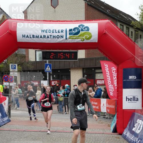 04.05.2025 - 8. Wedeler Halbmarathon Felixshl http://msf.ph/oto/7833115 04.05.2025 12:15:39 Ziel 270, 276, 675 meine-sportfotos.de