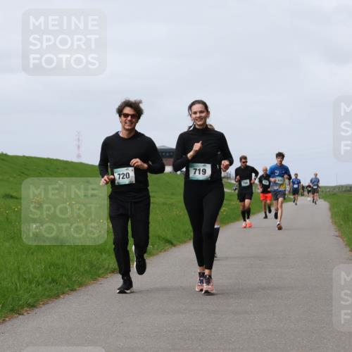 04.05.2025 - 8. Wedeler Halbmarathon Yannick Fuchs http://msf.ph/oto/7833116 04.05.2025 11:42:06 Laufen 720, 719, 786 meine-sportfotos.de