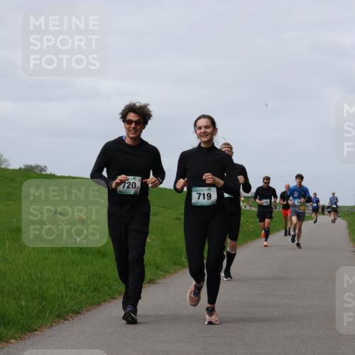 04.05.2025 - 8. Wedeler Halbmarathon Yannick Fuchs http://msf.ph/oto/7833138 04.05.2025 11:42:06 Laufen 120, 719 meine-sportfotos.de