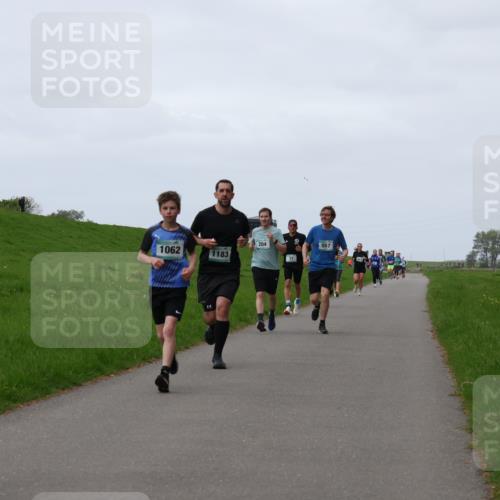 04.05.2025 - 8. Wedeler Halbmarathon Yannick Fuchs http://msf.ph/oto/7833150 04.05.2025 11:21:40 Laufen 204, 1062, 1183, 557 meine-sportfotos.de