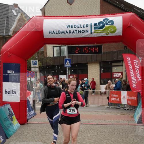 04.05.2025 - 8. Wedeler Halbmarathon Felixshl http://msf.ph/oto/7833178 04.05.2025 12:15:41 Ziel 270, 276, 675, 1075 meine-sportfotos.de