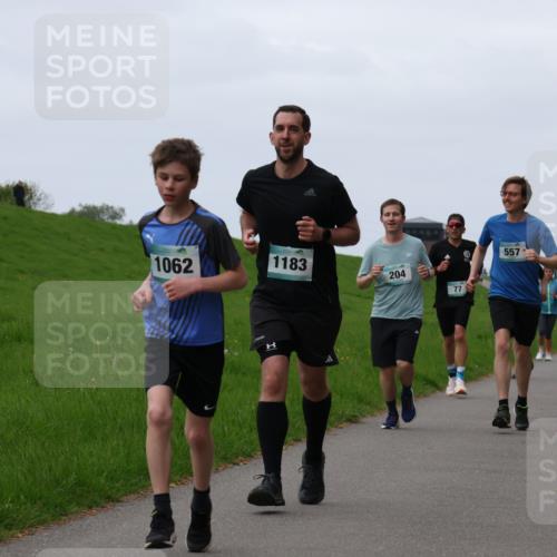 04.05.2025 - 8. Wedeler Halbmarathon Yannick Fuchs http://msf.ph/oto/7833182 04.05.2025 11:21:41 Laufen 1062, 1183, 204, 77, 557 meine-sportfotos.de