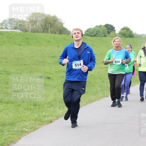 04.05.2025 - 8. Wedeler Halbmarathon Lena Gebhardt http://msf.ph/oto/7833184 04.05.2025 11:21:43 Laufen 514, 878, 8, 170, 700 meine-sportfotos.de