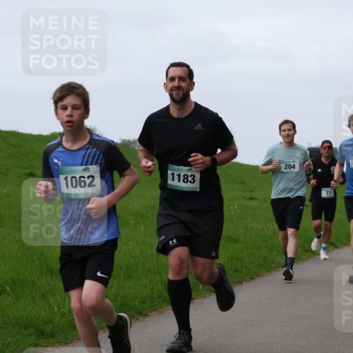 04.05.2025 - 8. Wedeler Halbmarathon Yannick Fuchs http://msf.ph/oto/7833212 04.05.2025 11:21:42 Laufen 1062, 1183, 1, 204, 77, 557, 652 meine-sportfotos.de