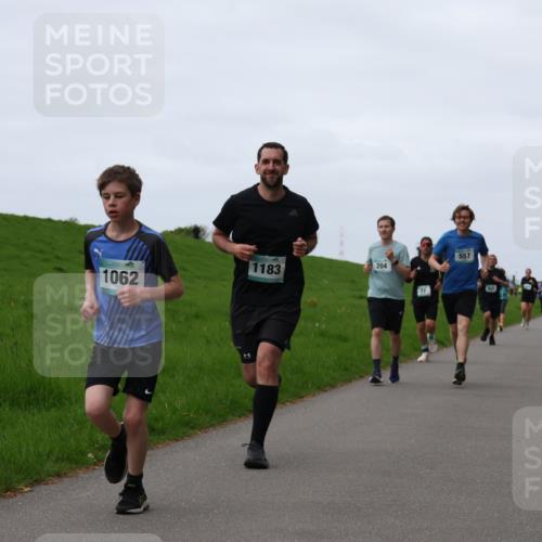04.05.2025 - 8. Wedeler Halbmarathon Yannick Fuchs http://msf.ph/oto/7833229 04.05.2025 11:21:42 Laufen 204, 1183, 1062, 77, 557 meine-sportfotos.de