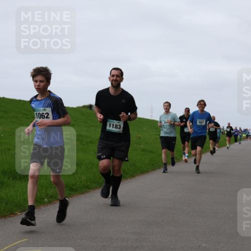 04.05.2025 - 8. Wedeler Halbmarathon Yannick Fuchs http://msf.ph/oto/7833236 04.05.2025 11:21:42 Laufen 1062, 557, 20, 1183 meine-sportfotos.de