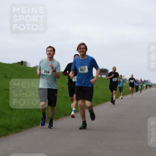 04.05.2025 - 8. Wedeler Halbmarathon Yannick Fuchs http://msf.ph/oto/7833315 04.05.2025 11:21:44 Laufen 204, 557 meine-sportfotos.de