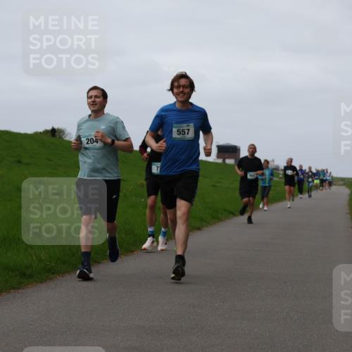 04.05.2025 - 8. Wedeler Halbmarathon Yannick Fuchs http://msf.ph/oto/7833326 04.05.2025 11:21:44 Laufen 204, 557, 652 meine-sportfotos.de