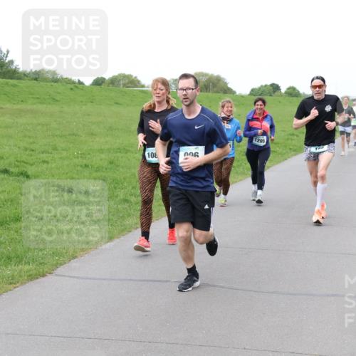 04.05.2025 - 8. Wedeler Halbmarathon Lena Gebhardt http://msf.ph/oto/7833335 04.05.2025 11:22:00 Laufen 108, 205 meine-sportfotos.de