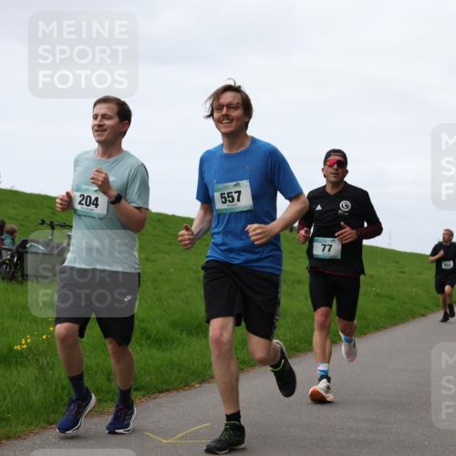 04.05.2025 - 8. Wedeler Halbmarathon Yannick Fuchs http://msf.ph/oto/7833402 04.05.2025 11:21:47 Laufen 204, 557, 77 meine-sportfotos.de