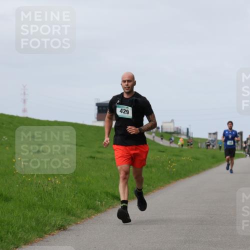 04.05.2025 - 8. Wedeler Halbmarathon Yannick Fuchs http://msf.ph/oto/7833412 04.05.2025 11:42:17 Laufen 429 meine-sportfotos.de