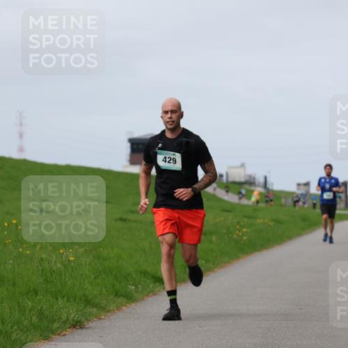 04.05.2025 - 8. Wedeler Halbmarathon Yannick Fuchs http://msf.ph/oto/7833414 04.05.2025 11:42:17 Laufen 429 meine-sportfotos.de