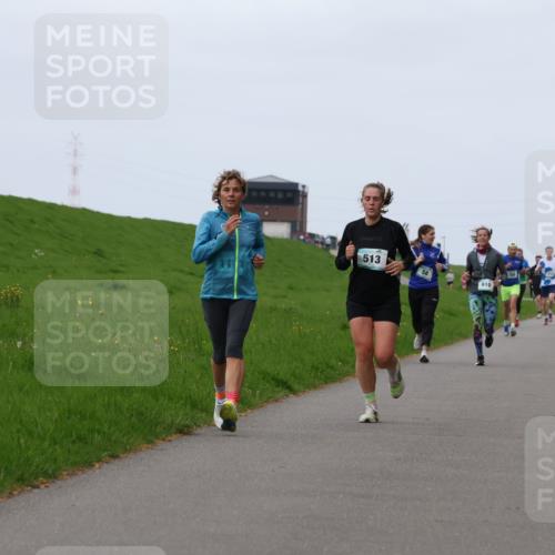 04.05.2025 - 8. Wedeler Halbmarathon Yannick Fuchs http://msf.ph/oto/7833472 04.05.2025 11:21:50 Laufen 513, 910 meine-sportfotos.de