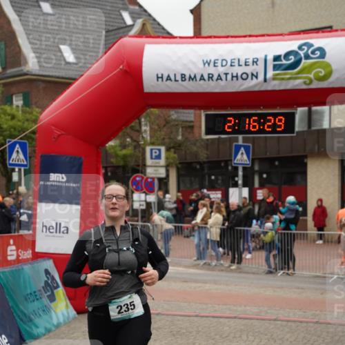 04.05.2025 - 8. Wedeler Halbmarathon Felixshl http://msf.ph/oto/7833505 04.05.2025 12:16:26 Ziel 235 meine-sportfotos.de
