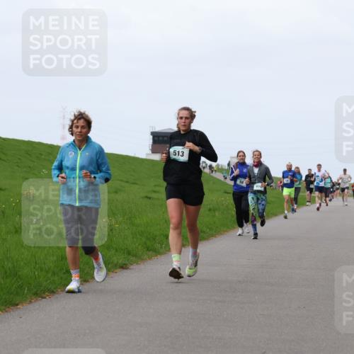 04.05.2025 - 8. Wedeler Halbmarathon Yannick Fuchs http://msf.ph/oto/7833520 04.05.2025 11:21:52 Laufen 513, 910 meine-sportfotos.de