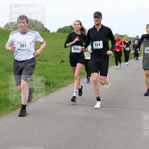 04.05.2025 - 8. Wedeler Halbmarathon Lena Gebhardt http://msf.ph/oto/7833529 04.05.2025 11:22:37 Laufen 351, 359, 732, 574, 1152, 567 meine-sportfotos.de