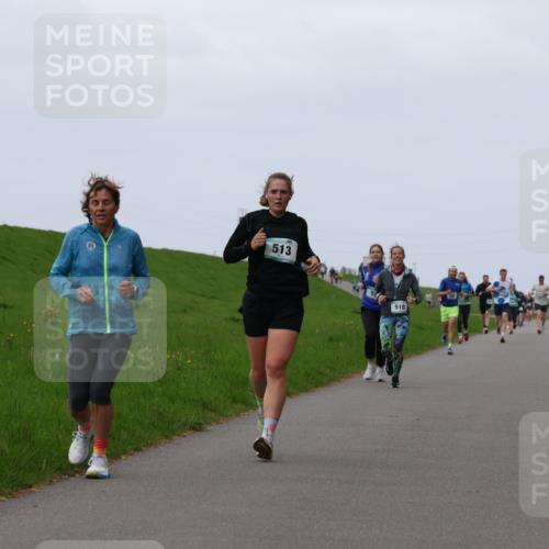04.05.2025 - 8. Wedeler Halbmarathon Yannick Fuchs http://msf.ph/oto/7833537 04.05.2025 11:21:53 Laufen 513, 910 meine-sportfotos.de