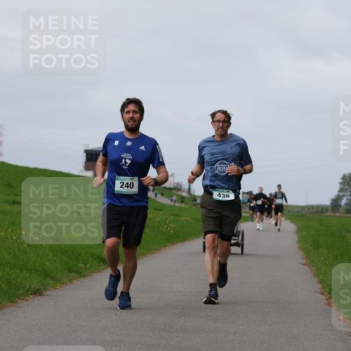 04.05.2025 - 8. Wedeler Halbmarathon Yannick Fuchs http://msf.ph/oto/7833556 04.05.2025 11:42:31 Laufen 240, 438 meine-sportfotos.de