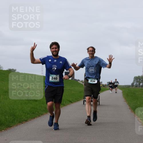 04.05.2025 - 8. Wedeler Halbmarathon Yannick Fuchs http://msf.ph/oto/7833602 04.05.2025 11:42:33 Laufen 240, 438 meine-sportfotos.de