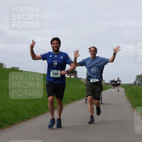 04.05.2025 - 8. Wedeler Halbmarathon Yannick Fuchs http://msf.ph/oto/7833606 04.05.2025 11:42:33 Laufen 240, 43 meine-sportfotos.de