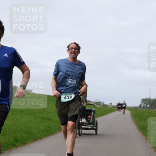 04.05.2025 - 8. Wedeler Halbmarathon Yannick Fuchs http://msf.ph/oto/7833645 04.05.2025 11:42:35 Laufen 240, 438 meine-sportfotos.de