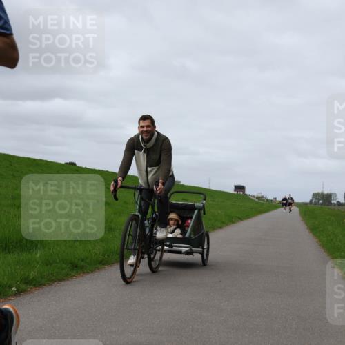 04.05.2025 - 8. Wedeler Halbmarathon Yannick Fuchs http://msf.ph/oto/7833688 04.05.2025 11:42:37 Laufen 3 meine-sportfotos.de