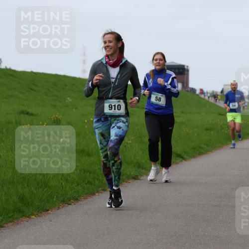 04.05.2025 - 8. Wedeler Halbmarathon Yannick Fuchs http://msf.ph/oto/7833704 04.05.2025 11:21:58 Laufen 910, 58, 356 meine-sportfotos.de