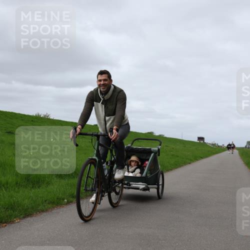 04.05.2025 - 8. Wedeler Halbmarathon Yannick Fuchs http://msf.ph/oto/7833705 04.05.2025 11:42:37 Laufen  meine-sportfotos.de