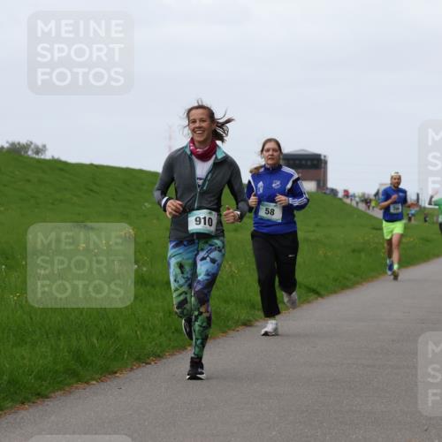04.05.2025 - 8. Wedeler Halbmarathon Yannick Fuchs http://msf.ph/oto/7833714 04.05.2025 11:21:58 Laufen 910, 58 meine-sportfotos.de