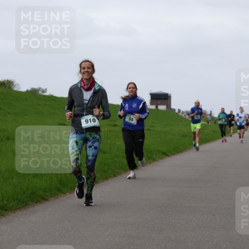 04.05.2025 - 8. Wedeler Halbmarathon Yannick Fuchs http://msf.ph/oto/7833747 04.05.2025 11:21:59 Laufen 910, 58 meine-sportfotos.de