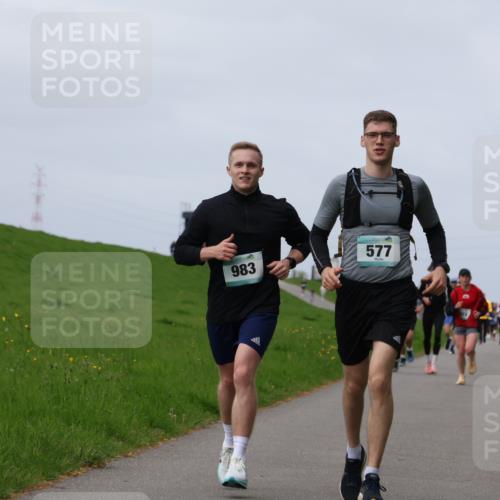 04.05.2025 - 8. Wedeler Halbmarathon Yannick Fuchs http://msf.ph/oto/7833762 04.05.2025 11:42:50 Laufen 983, 577 meine-sportfotos.de