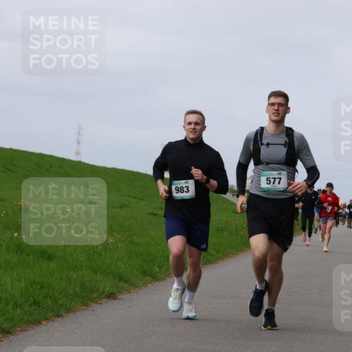 04.05.2025 - 8. Wedeler Halbmarathon Yannick Fuchs http://msf.ph/oto/7833773 04.05.2025 11:42:50 Laufen 577, 983 meine-sportfotos.de