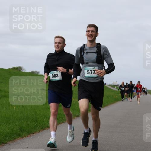 04.05.2025 - 8. Wedeler Halbmarathon Yannick Fuchs http://msf.ph/oto/7833807 04.05.2025 11:42:52 Laufen 983, 577 meine-sportfotos.de