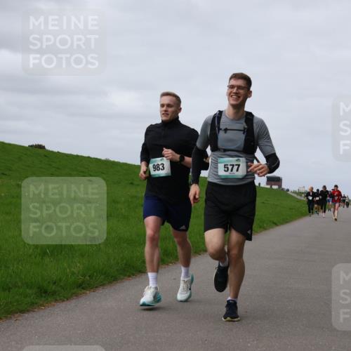 04.05.2025 - 8. Wedeler Halbmarathon Yannick Fuchs http://msf.ph/oto/7833837 04.05.2025 11:42:53 Laufen 983, 577 meine-sportfotos.de