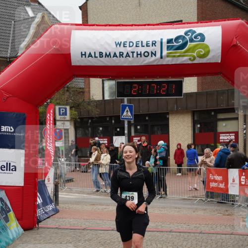 04.05.2025 - 8. Wedeler Halbmarathon Felixshl http://msf.ph/oto/7833868 04.05.2025 12:17:18 Ziel 439 meine-sportfotos.de