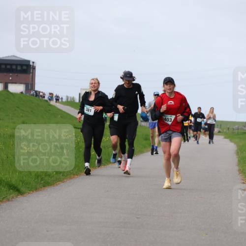 04.05.2025 - 8. Wedeler Halbmarathon Yannick Fuchs http://msf.ph/oto/7833871 04.05.2025 11:42:55 Laufen 381, 403 meine-sportfotos.de