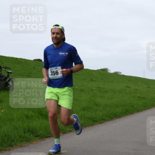 04.05.2025 - 8. Wedeler Halbmarathon Yannick Fuchs http://msf.ph/oto/7833875 04.05.2025 11:22:09 Laufen 356, 774 meine-sportfotos.de