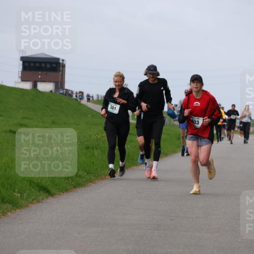 04.05.2025 - 8. Wedeler Halbmarathon Yannick Fuchs http://msf.ph/oto/7833885 04.05.2025 11:42:56 Laufen 381, 403 meine-sportfotos.de