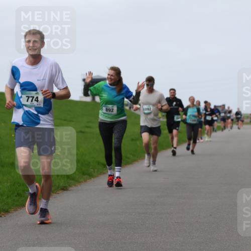 04.05.2025 - 8. Wedeler Halbmarathon Yannick Fuchs http://msf.ph/oto/7833941 04.05.2025 11:22:11 Laufen 774, 821, 892, 1092 meine-sportfotos.de